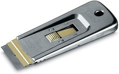 ¿Por qué utilizar aplicadores para cristales en la limpieza de tu coche?